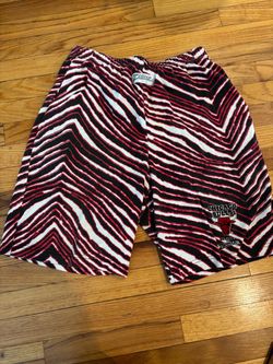 Vintage Bulls Apparel - Size Large