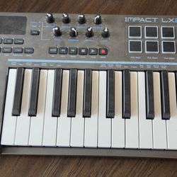 Midi controller nektar lx25+