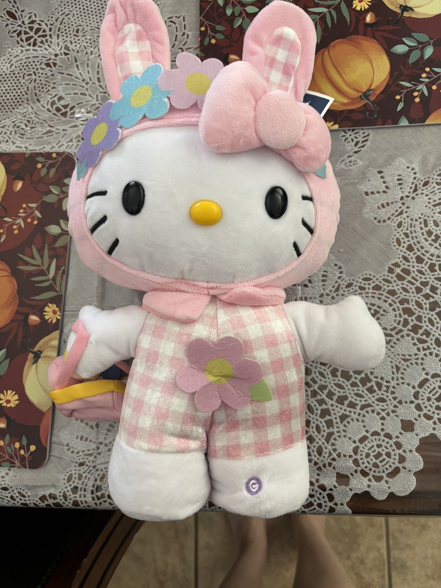 Hello Kitty Flower Easter Stepper