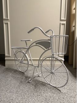 Metal Bike Decor