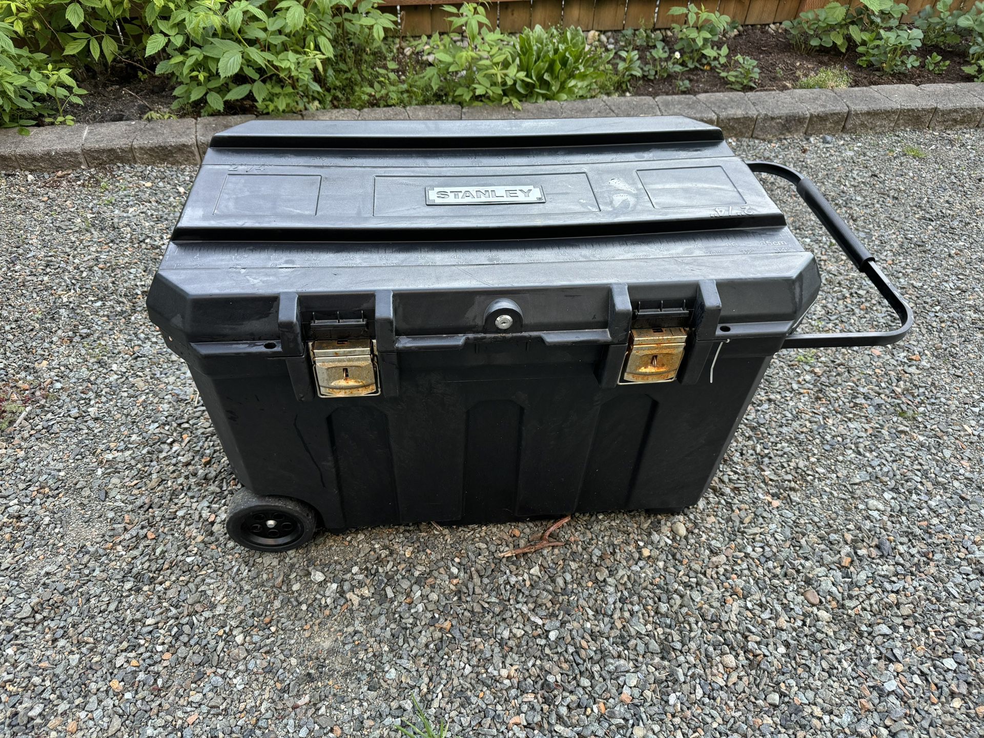 Stanley Storage Box ( 50gal)