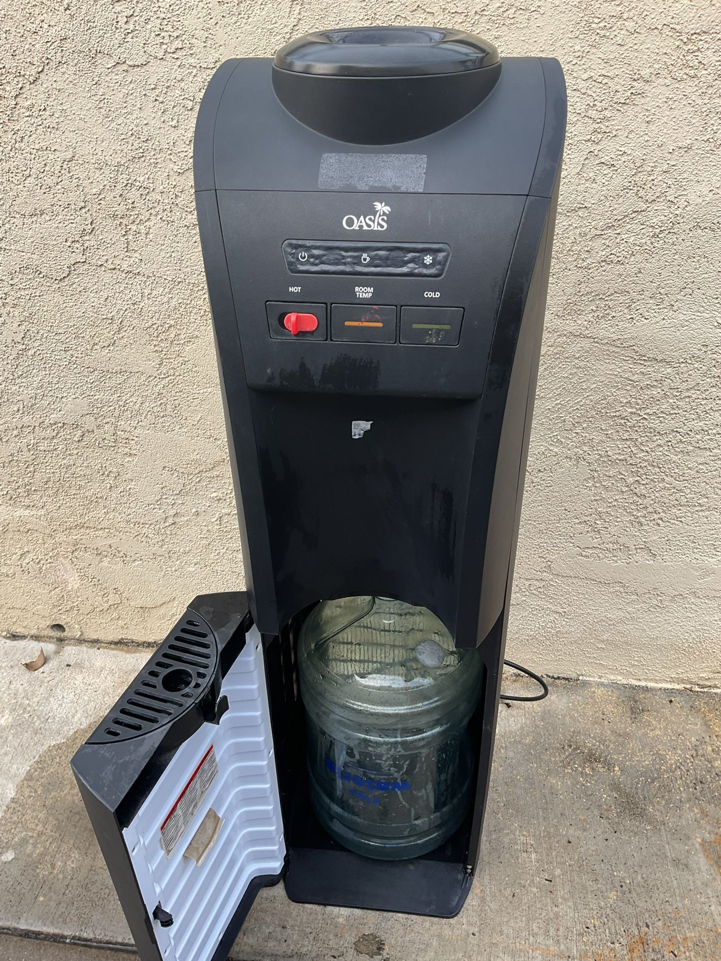 Oasis Water Dispenser 