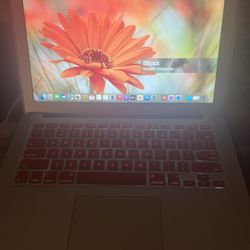 MacBook Air 13”