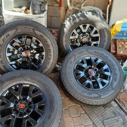 JUEGO DE RRINES PARA TROCAS TOYOTA TACOMA 4RRUNER SECOYA TUNDRA YANTAS BUENAS MEDIDA 16