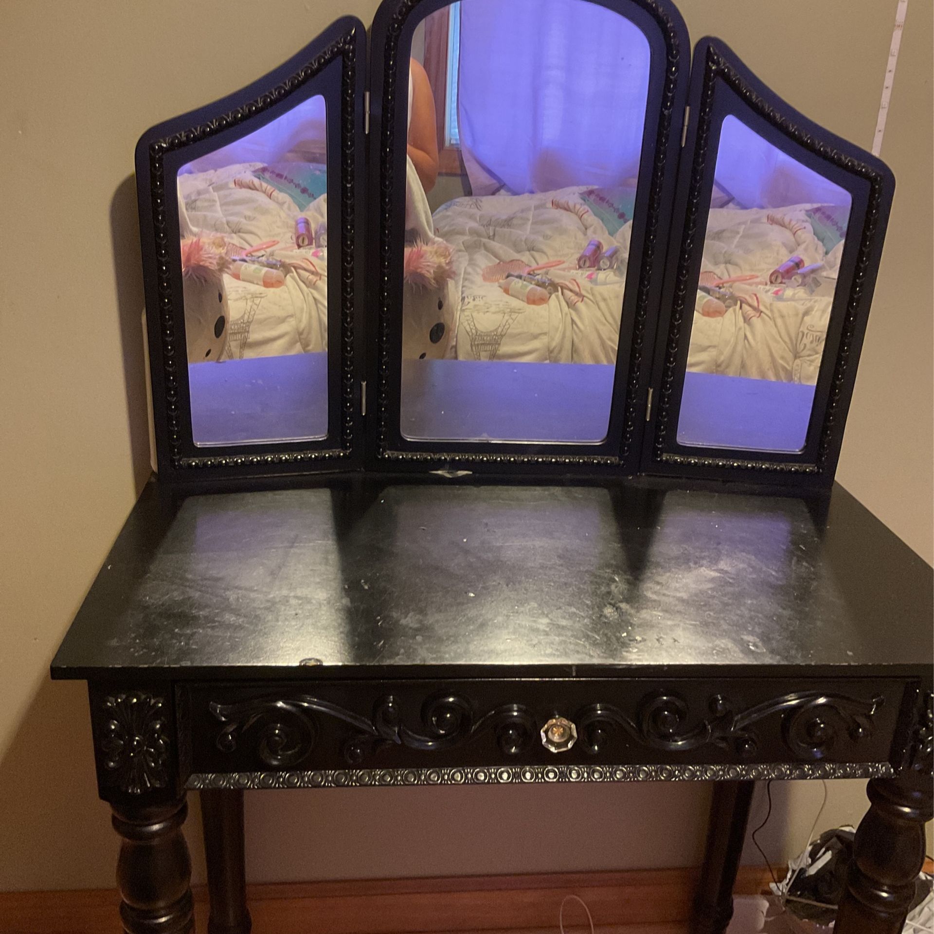 Black Vanity