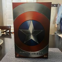 Hot Toys Marvel Studios 1/6 Captain America The First Avenger
