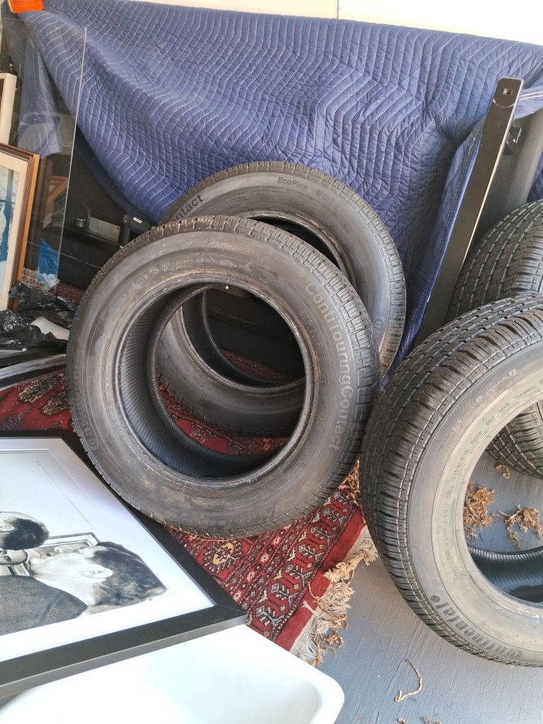 Continental Tires.. France.. Sz225/60 R16