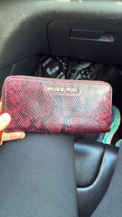 Michael Kors wallet