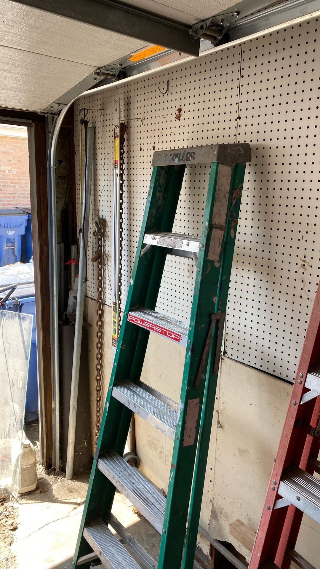 6 Foot Ladder