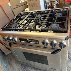 36" Dacor 6-Burner Gas Range