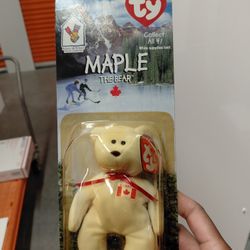 TY 1999 International Beanie Babies MINT 