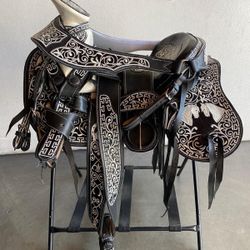 Montura Charra Bordada
