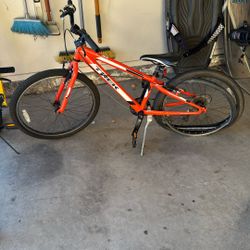 24” Trek Youth Mountain Bike