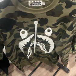 Bape Crewneck 