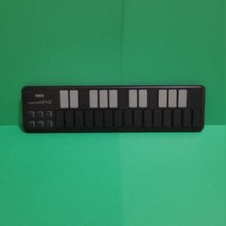 Korg, 25-Key Midi Controller (NANOKEY2BK), Black.