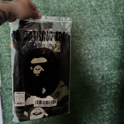 BAPE T SHIRT 