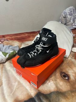 40$ OBONike Inflict Wrestling Shoes – Black – Size