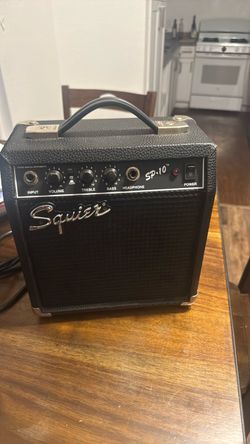 Squier SP-10 Guitar Practice Amplifier
