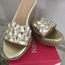 Brand New Gold Slide Wedges, New In Box . Size 7