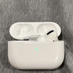 Right Airpod Pro and Case