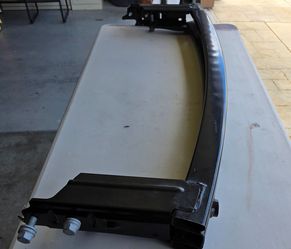 Jeep Grand Cherokee Limited rear bumper reinforcement bar