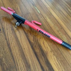 The Club Steering Wheel Lock