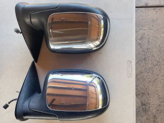 2002 Chevy Tahoe mirrors