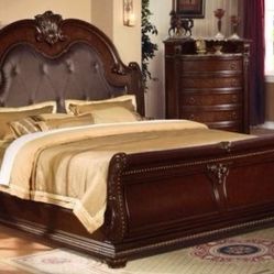 Brand New Cherry/Expresso Traditional Wood Bed
