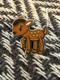 2010 Disney Booster Pin Cute Character Animals Baby Bambi