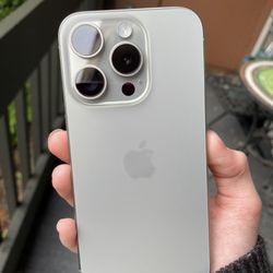 iPhone 15 Pro (Factory unlocked) New Condition 