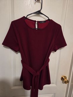 Shein Women's Burgundy Blouse Short Sleeve Size Large
