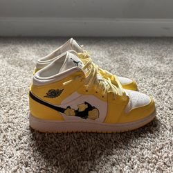 jordan 1 mid dynamic yellow floral GS