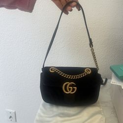 Gucci Black Quilted Bag With Gold Chain 
