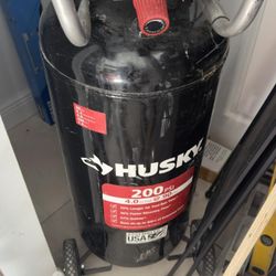 COMPRESOR HUSKY 20gal