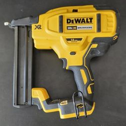 🛠️ DEWALT 18GA Narrow Crown Stapler (DWFP1838)