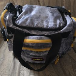 Huge Lot Of Newer Fishing Lures And Gear 