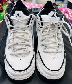 Air Jordan Kids Size 5
