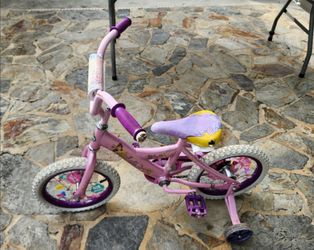 Disney Belle princess 12 inch girl bike