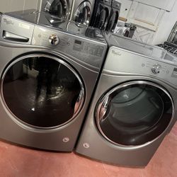 whirlpool washing machine set gas dryer in perfect condition working at 💯 washing machine capacity 4.5 dryer 7.4 delivered to your home and installed