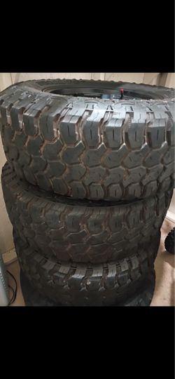 285/70/17 kmc rims and tires