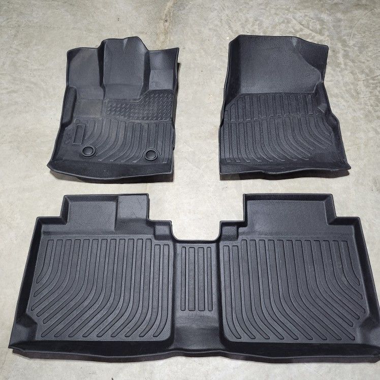 2010-2017 Chevy Equinox Custom Fit All Weather Floor Mats