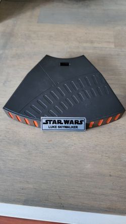 Star Wars Hot Toys 1/6 base with LUKE plaque bit can be removed