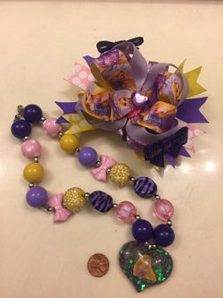 Boutique rapunzel tangled Disney bow and necklace