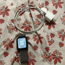 Apple Watch Series 4