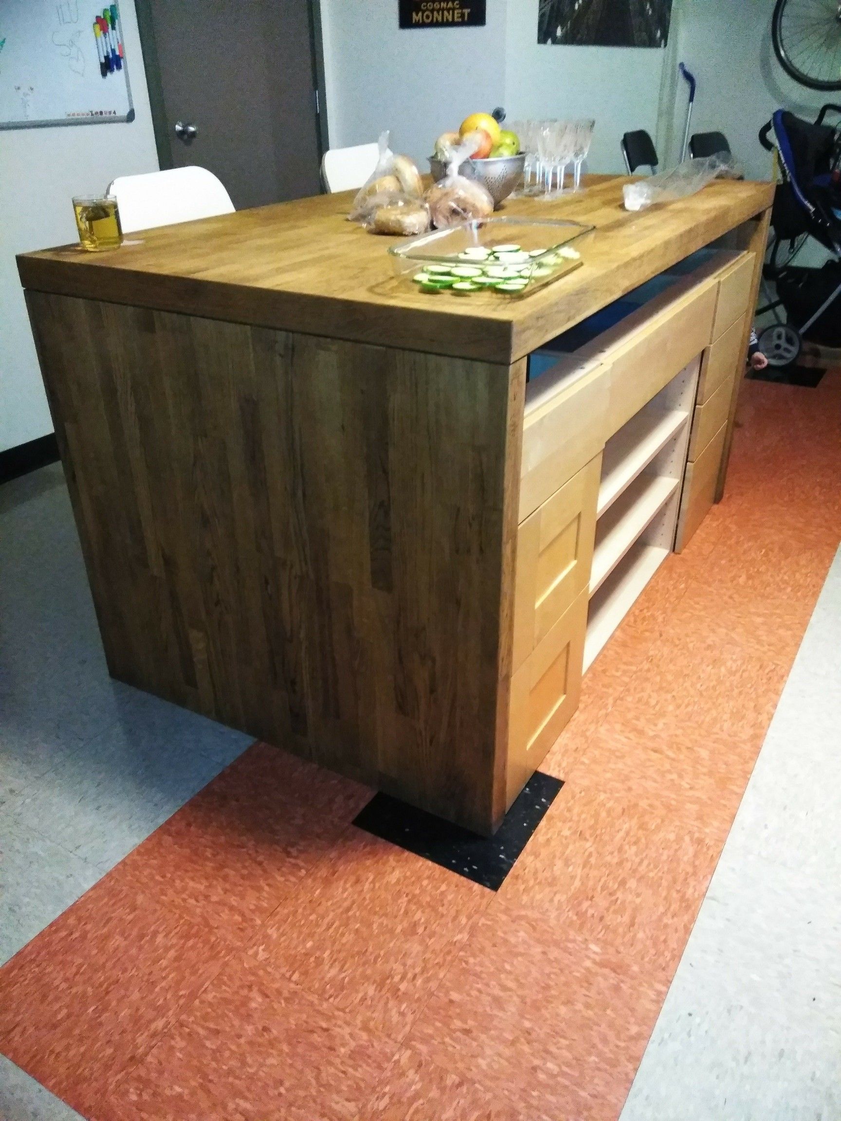 Kitchen Island with drawers