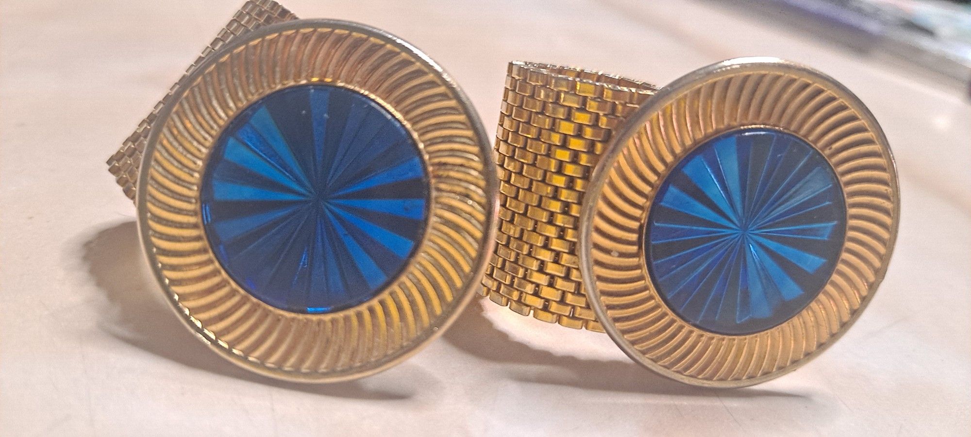 Cufflinks