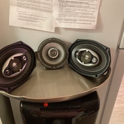 $50 2 Kennwood And A Blaupunjt Injected Series