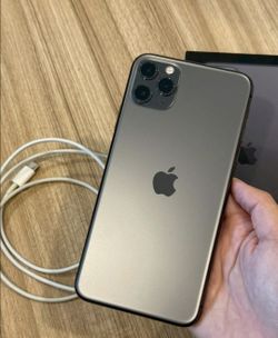 Apple iPhone 11 Pro Max Unlocked / Liberado 😃
