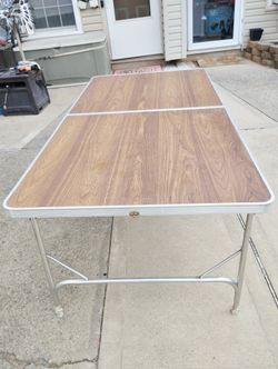 Aluminum Lightweight Portable Rectangle folding Table, 6 Ft L x 3 ft W