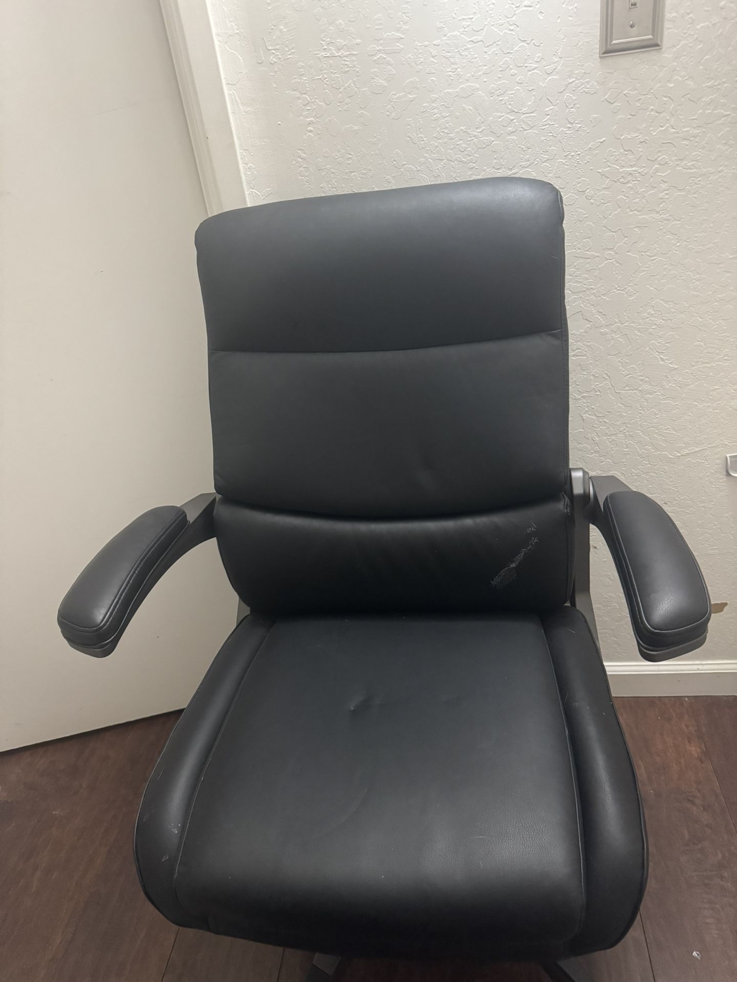 Lazy boy Office Chair